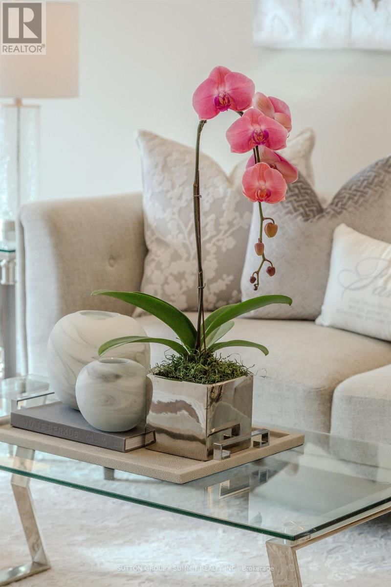 1104 AMBERCROFT LANE Image 8