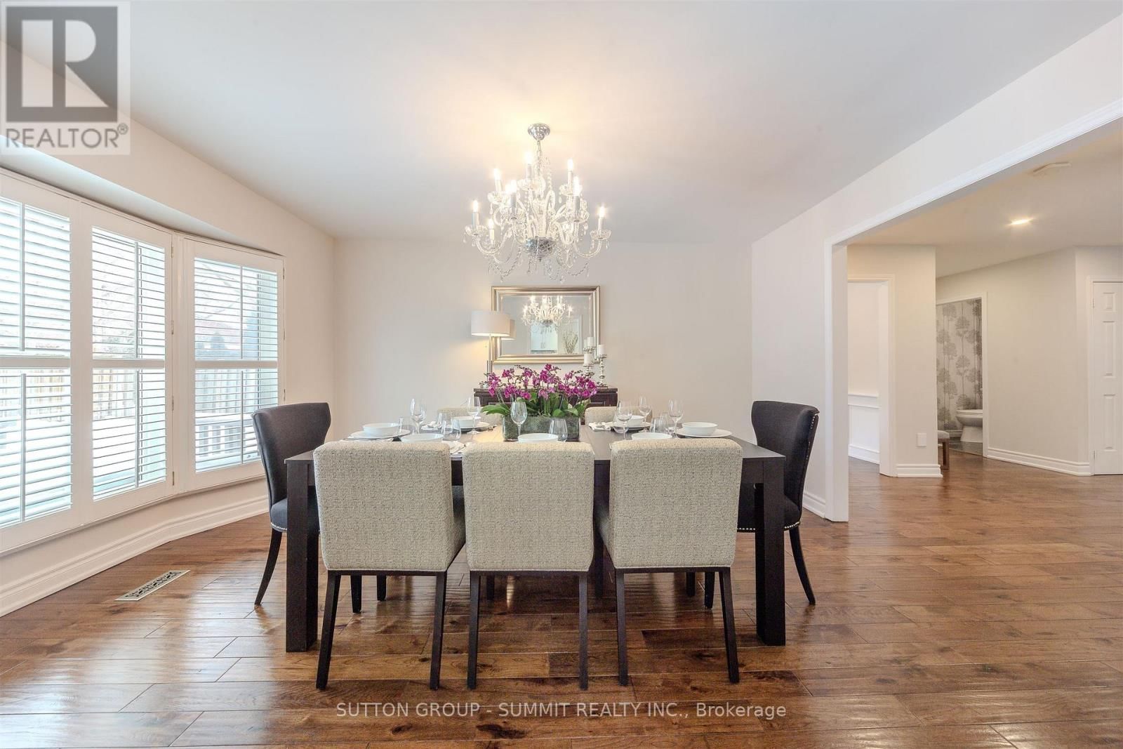 1104 AMBERCROFT LANE Image 9