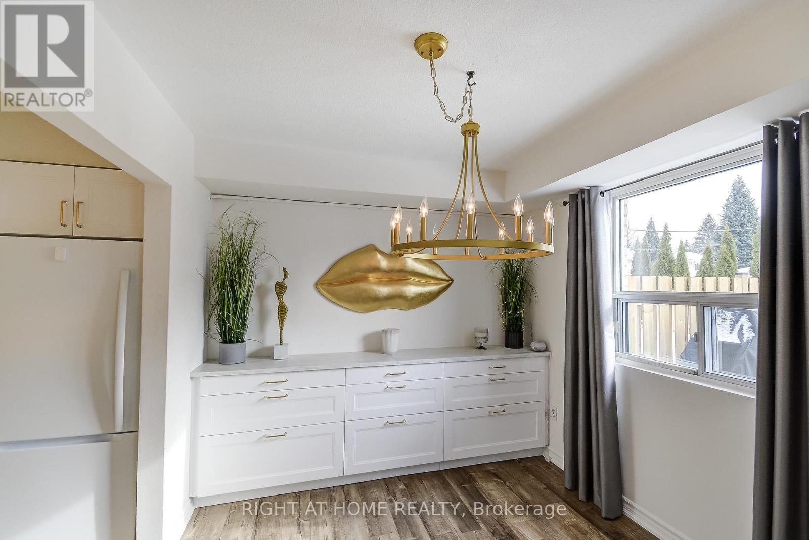 6 - 475 CLARIDGE ROAD Image 18