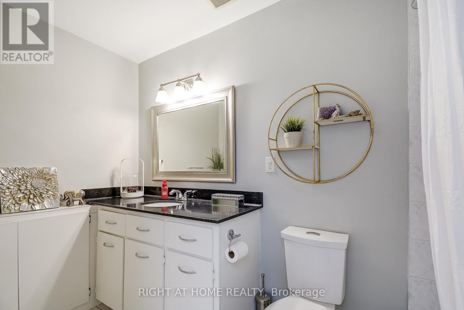 6 - 475 CLARIDGE ROAD Image 34