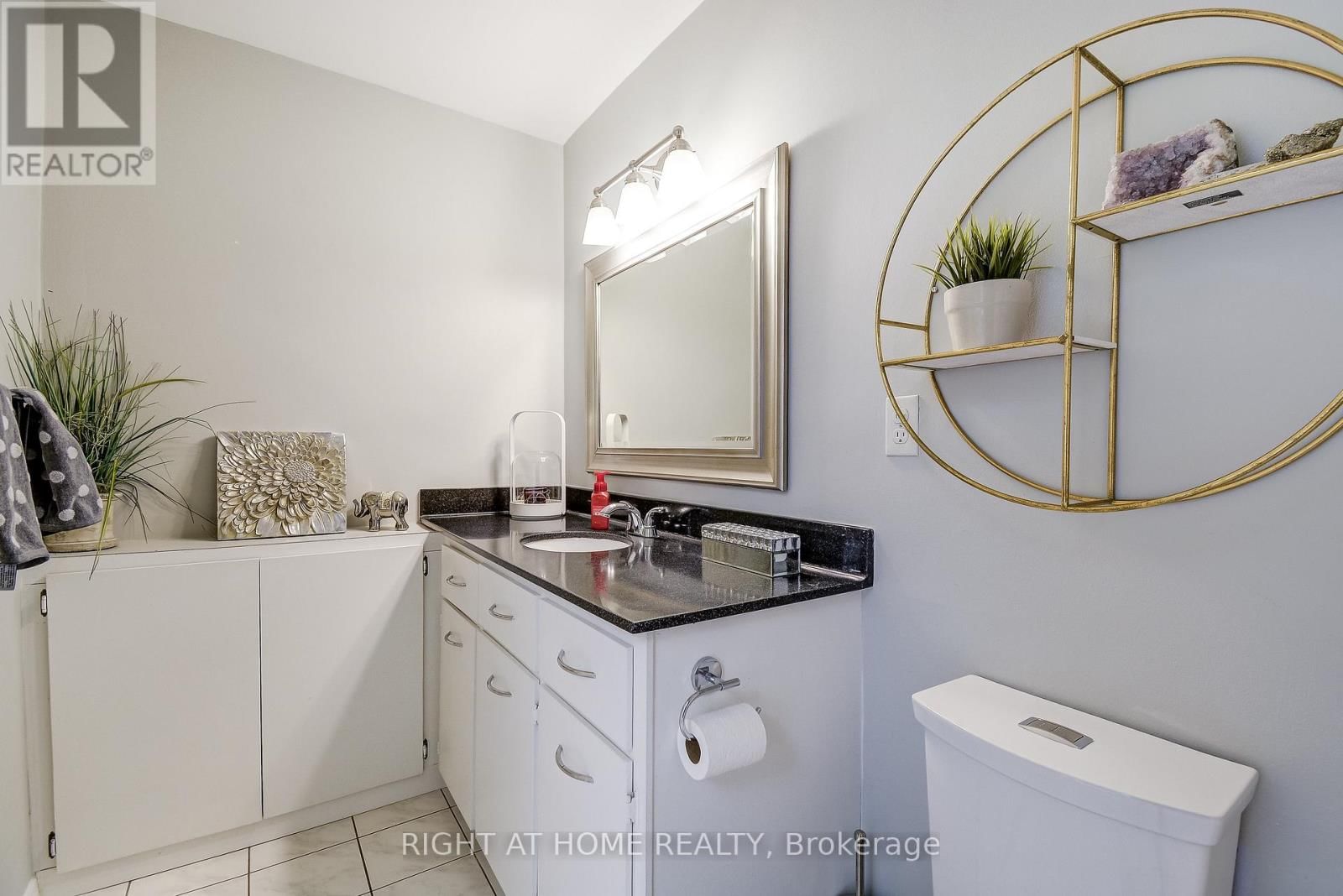 6 - 475 CLARIDGE ROAD Image 36