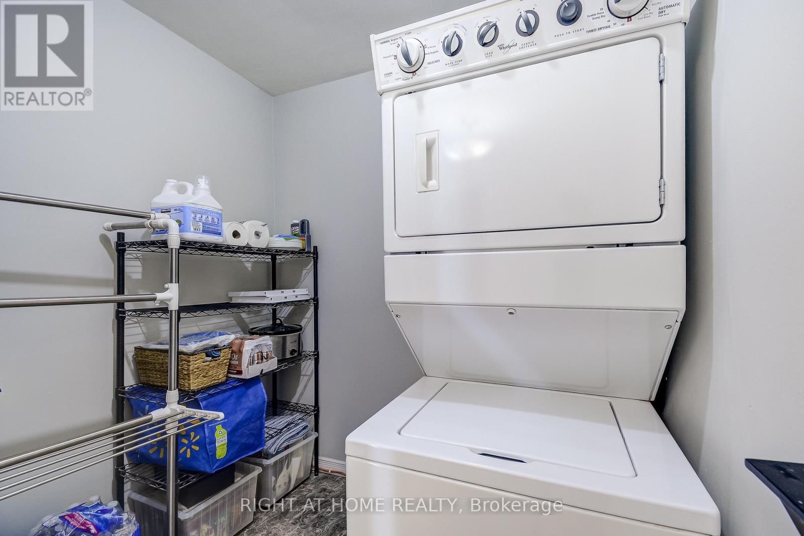 6 - 475 CLARIDGE ROAD Image 37