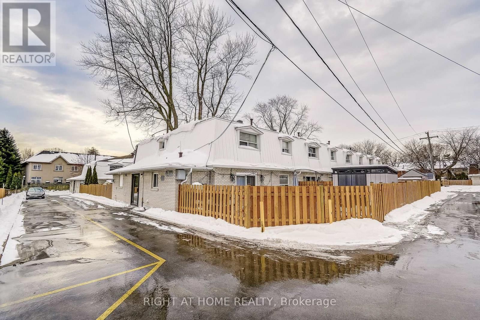 6 - 475 CLARIDGE ROAD Image 39