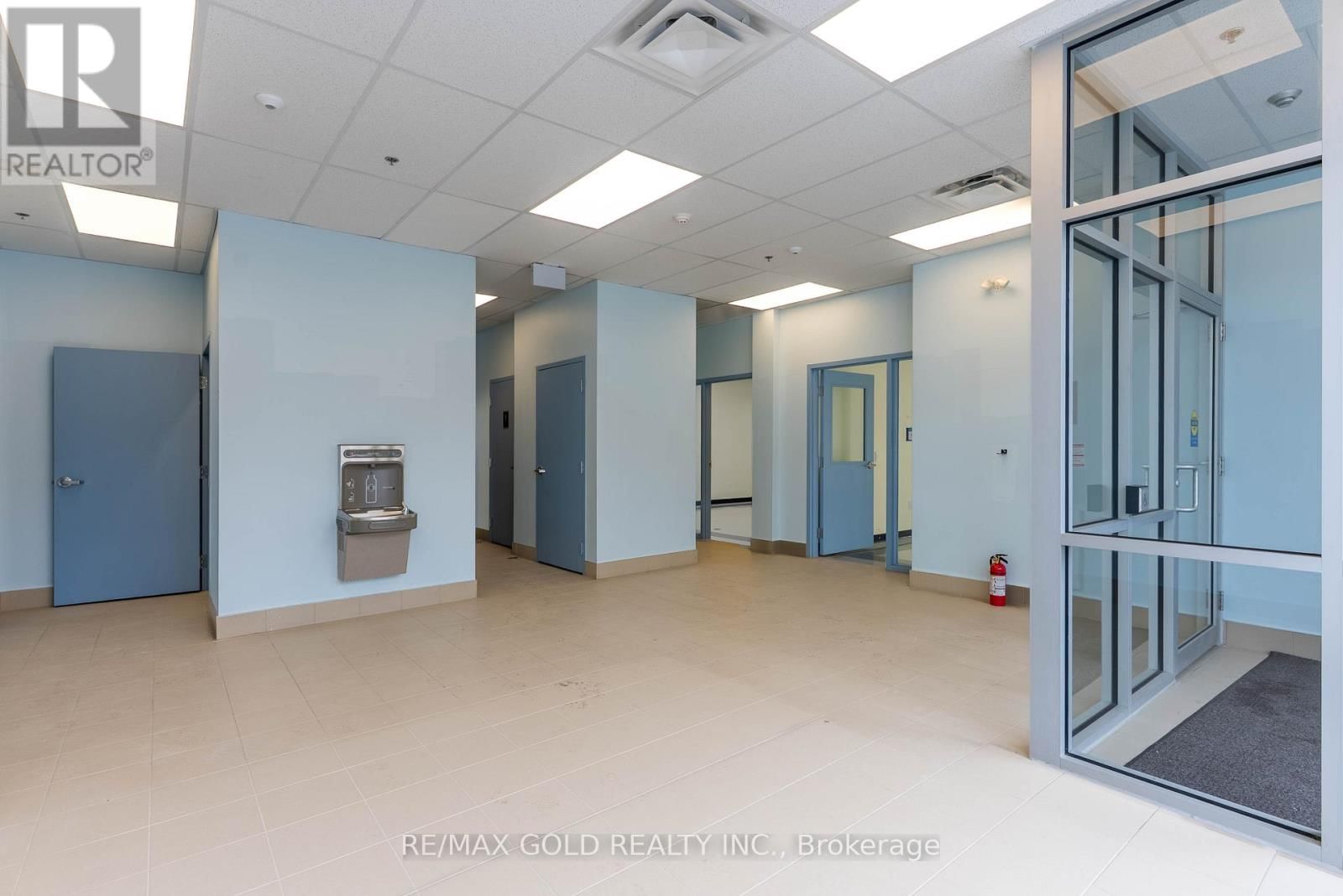 8,9 & 10 - 3960 EGLINTON AVENUE WEST Image 10