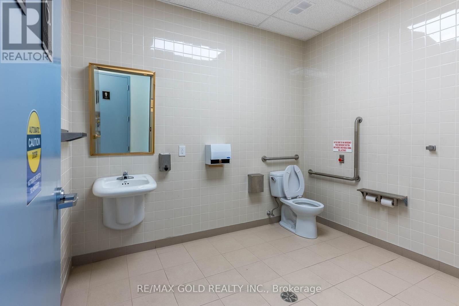 8,9 & 10 - 3960 EGLINTON AVENUE WEST Image 12