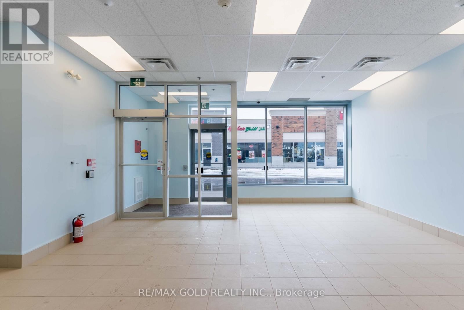 8,9 & 10 - 3960 EGLINTON AVENUE WEST Image 4