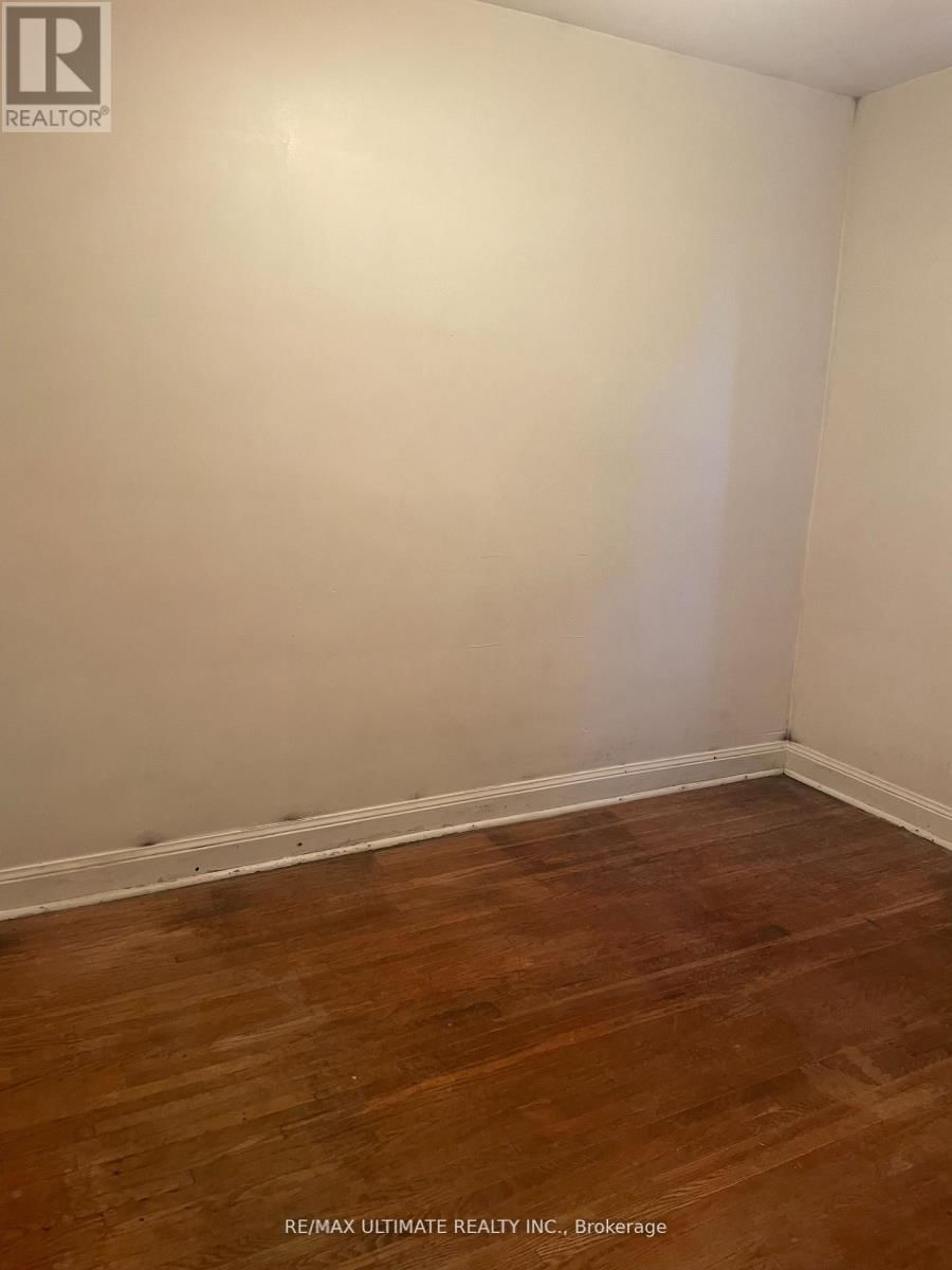 11 FLAMINGO CRESCENT Image 12