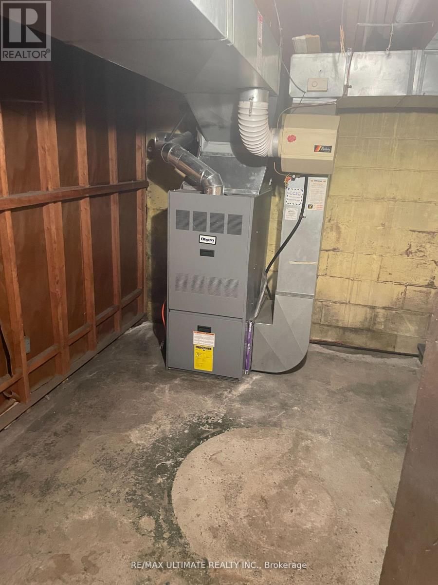 11 FLAMINGO CRESCENT Image 18