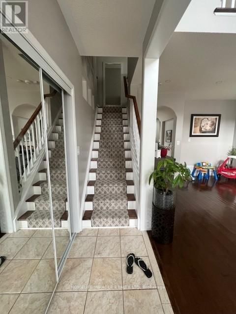 5 LEAGROVE STREET Image 7