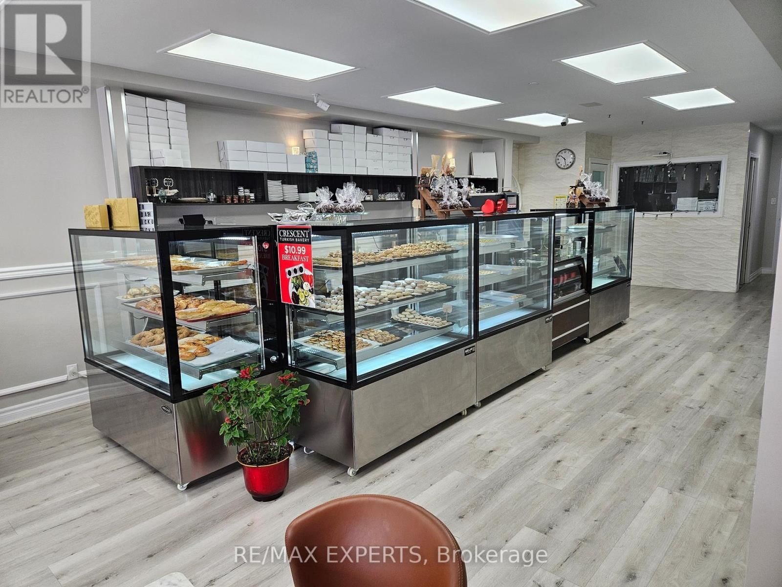 2 - 1270 FINCH AVENUE WEST Image 15