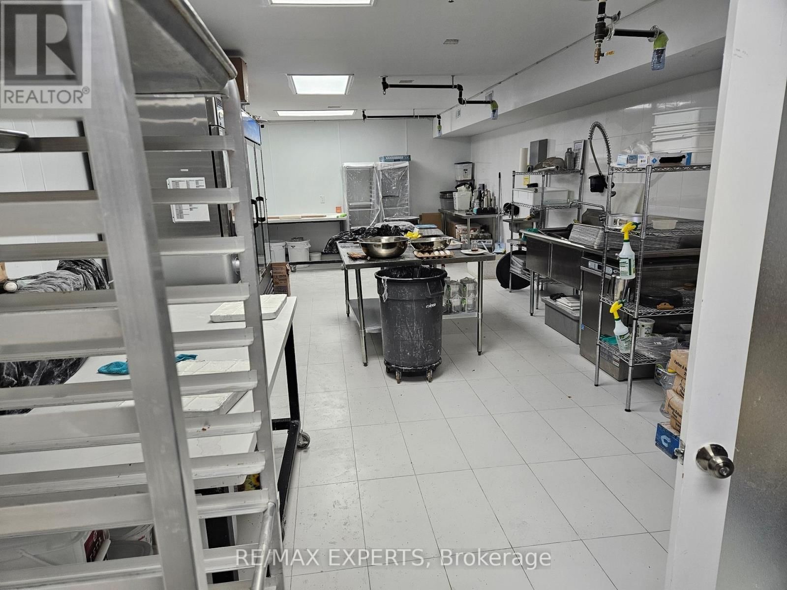 2 - 1270 FINCH AVENUE WEST Image 16