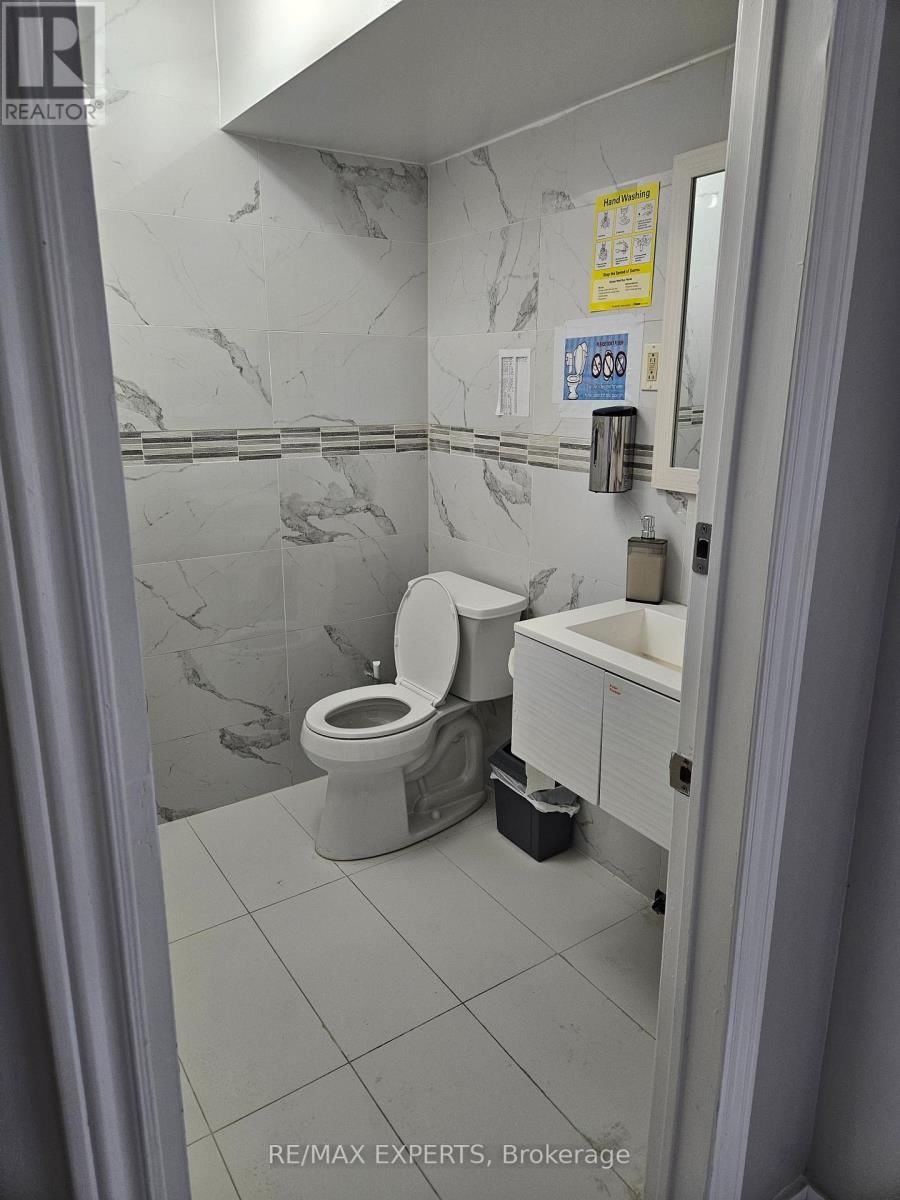 2 - 1270 FINCH AVENUE WEST Image 18