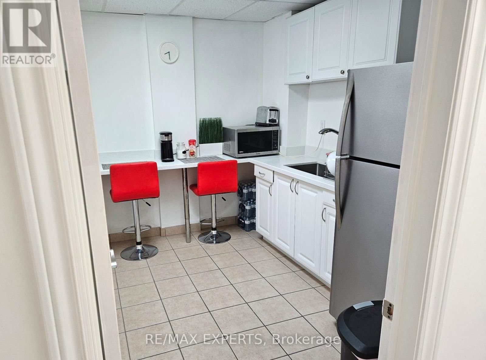 2 - 1270 FINCH AVENUE WEST Image 3