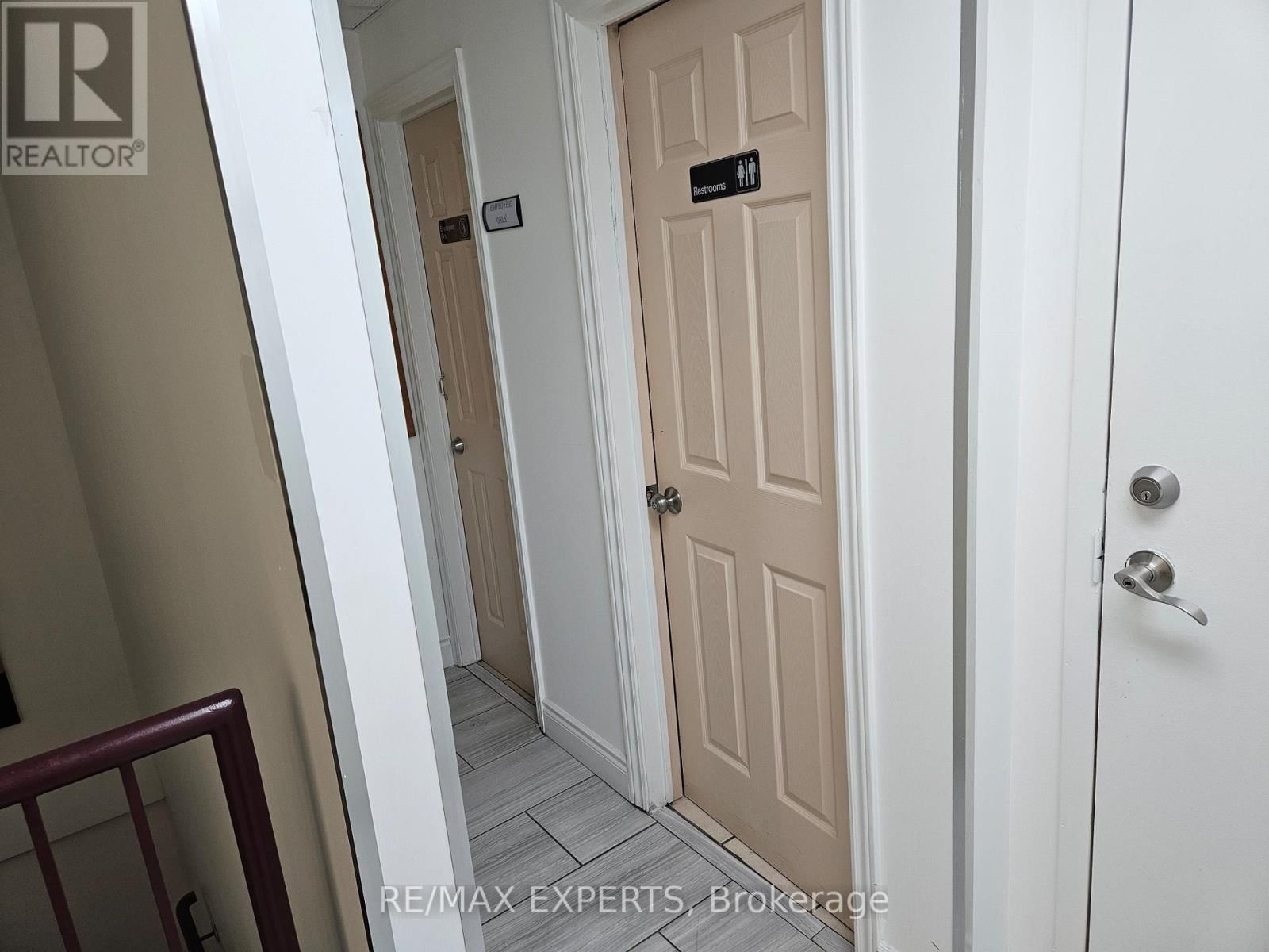 2 - 1270 FINCH AVENUE WEST Image 4