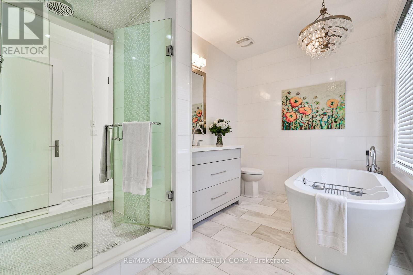 283 JENNINGS CRESCENT Image 18