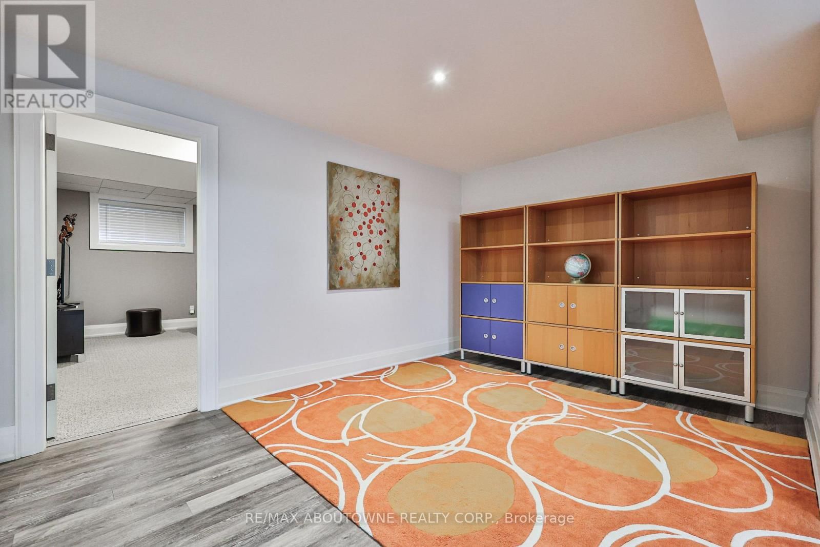 283 JENNINGS CRESCENT Image 25