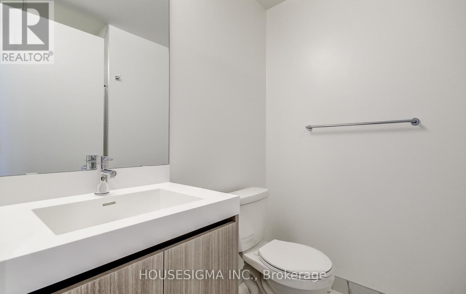 1003 - 10 ALL NATIONS DRIVE Image 10