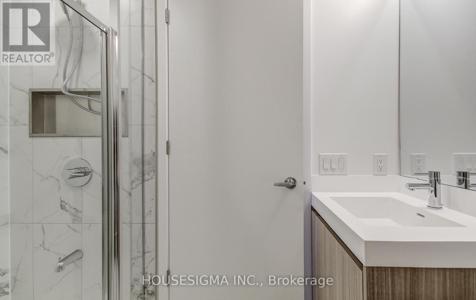 1003 - 10 ALL NATIONS DRIVE Image 13