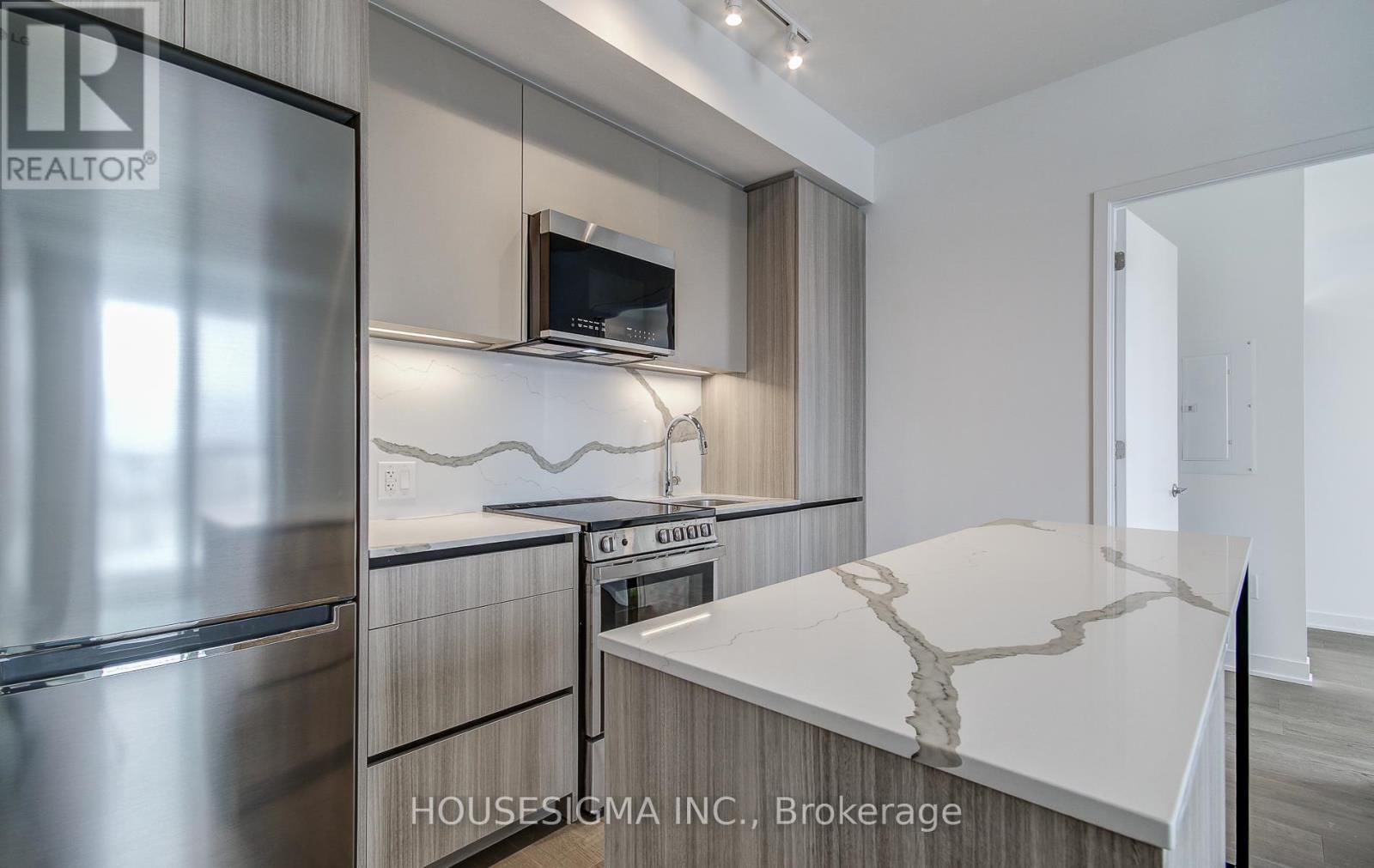 1003 - 10 ALL NATIONS DRIVE Image 27