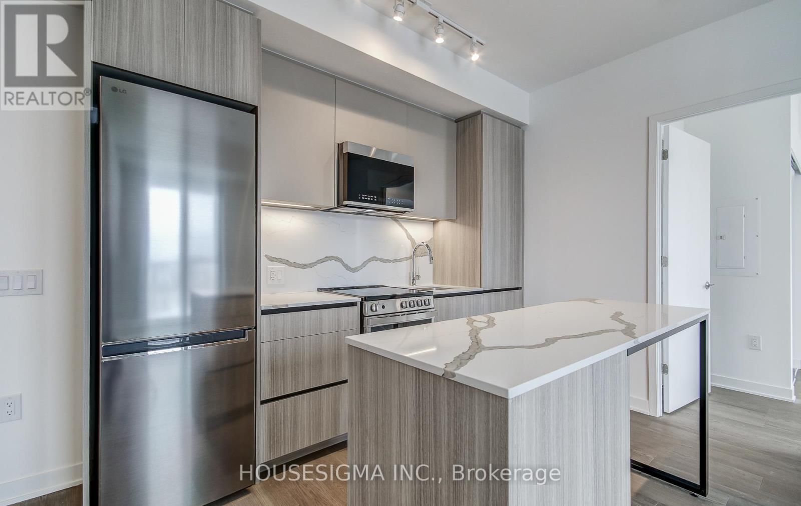 1003 - 10 ALL NATIONS DRIVE Image 28