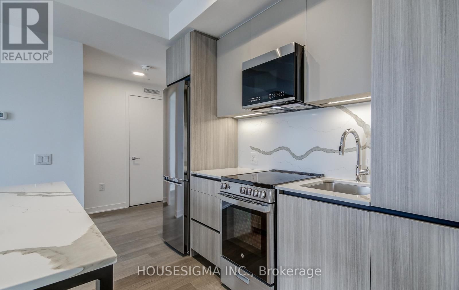 1003 - 10 ALL NATIONS DRIVE Image 35