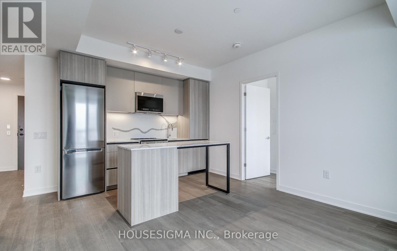 1003 - 10 ALL NATIONS DRIVE Image 41