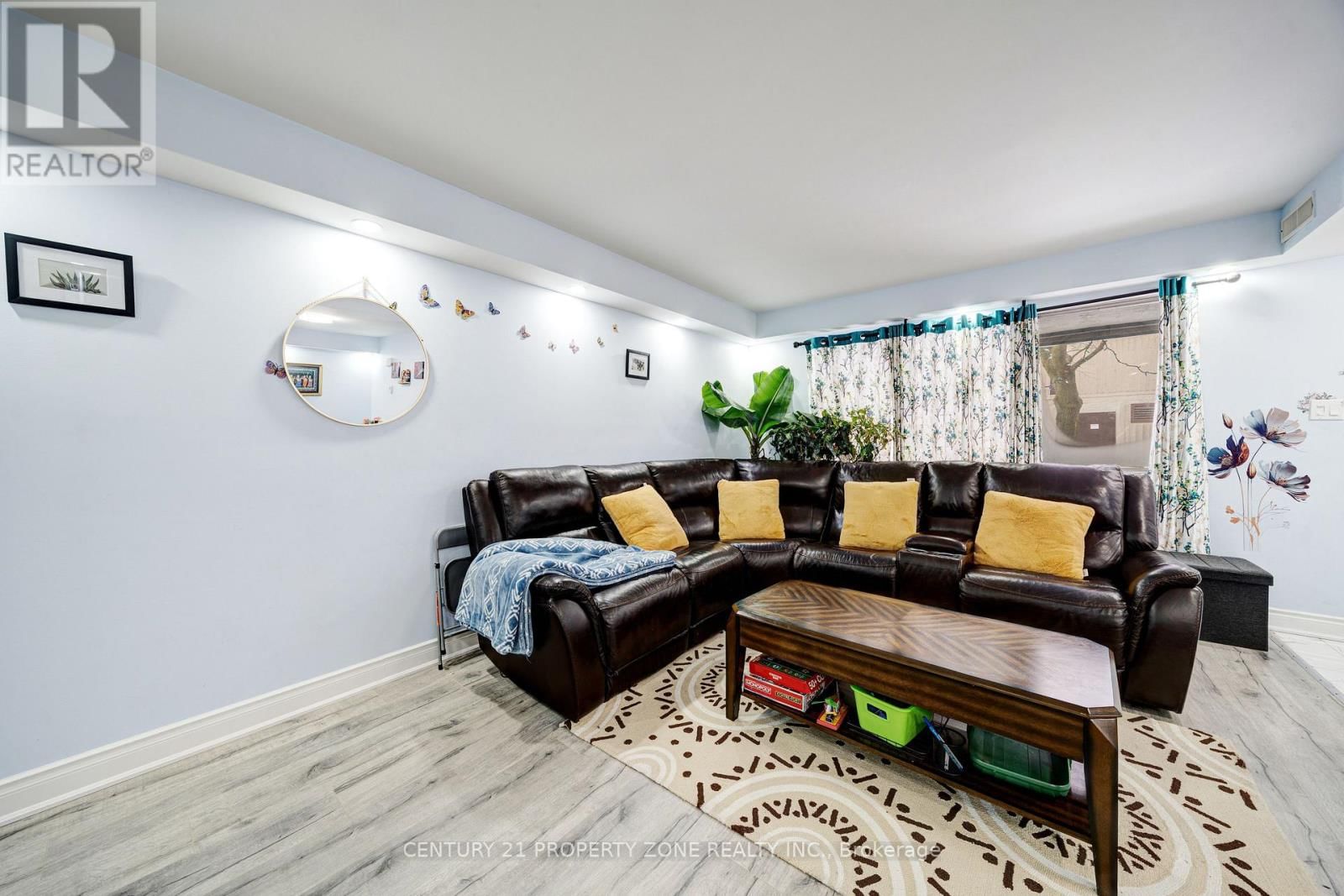 112 - 1250 MISSISSAUGA VALLEY BOULEVARD Image 18