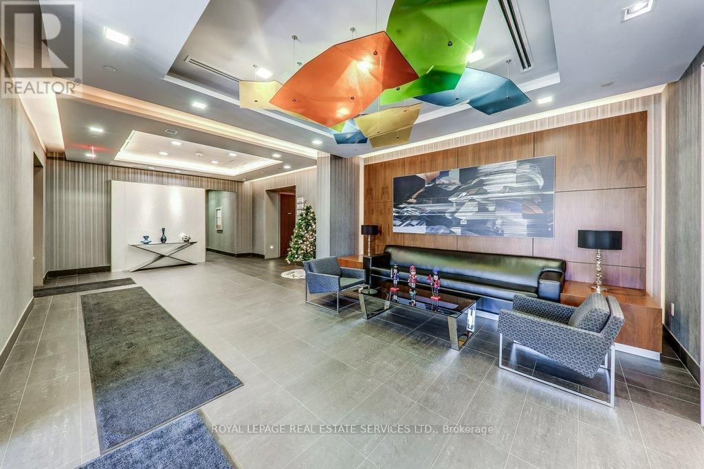 414 - 8 FIELDWAY ROAD Image 2