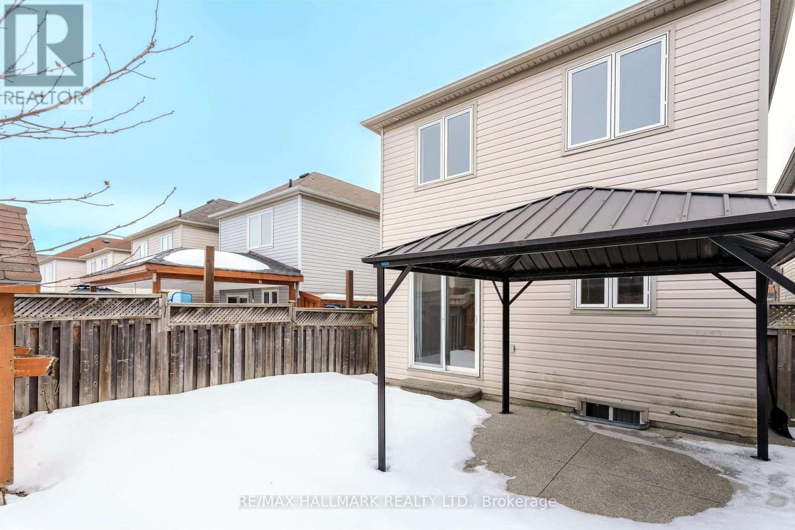 241 FEATHERSTONE ROAD Image 38