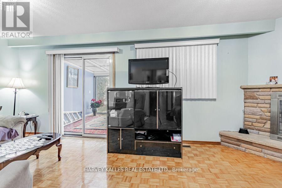 33 TOLTON DRIVE SOUTH Image 18