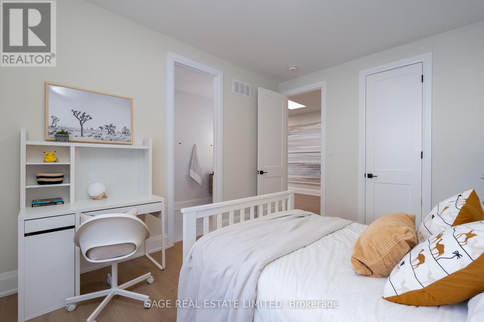 10 BRANT AVENUE Image 32