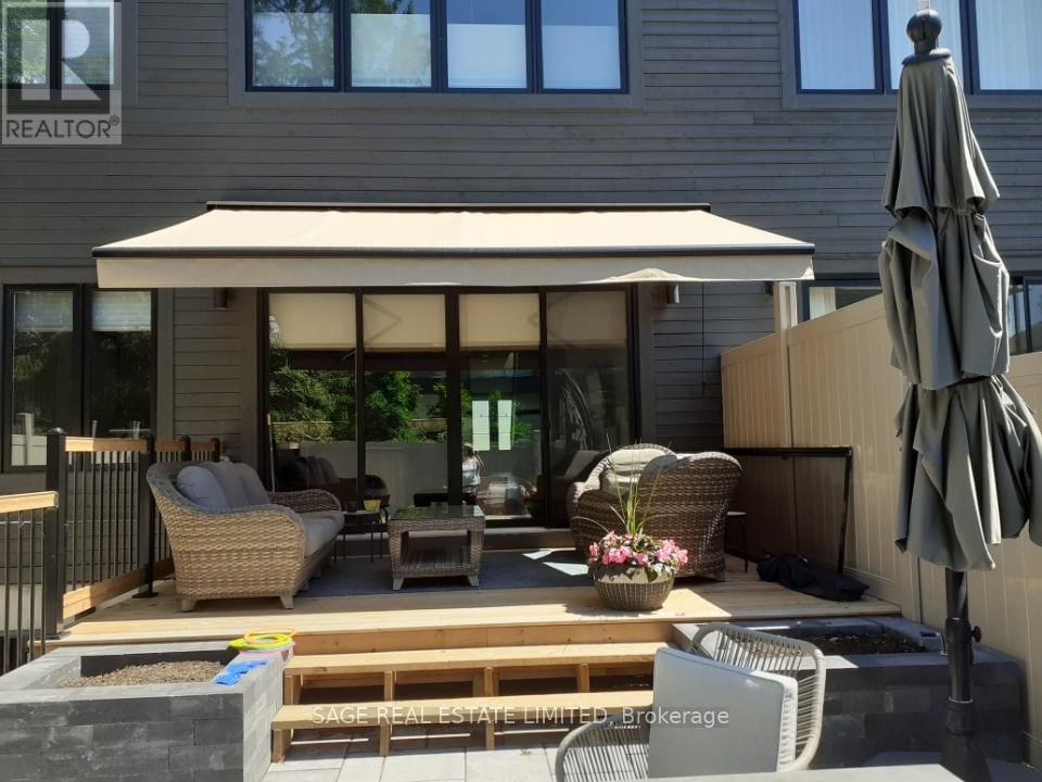 10 BRANT AVENUE Image 45