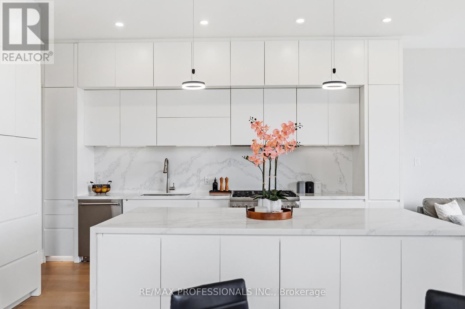 2206 UTLEY ROAD Image 15