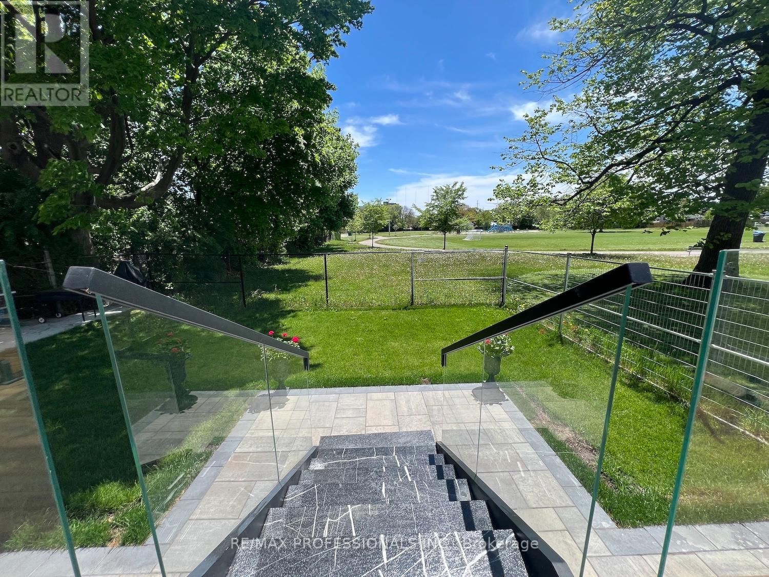 2206 UTLEY ROAD Image 20