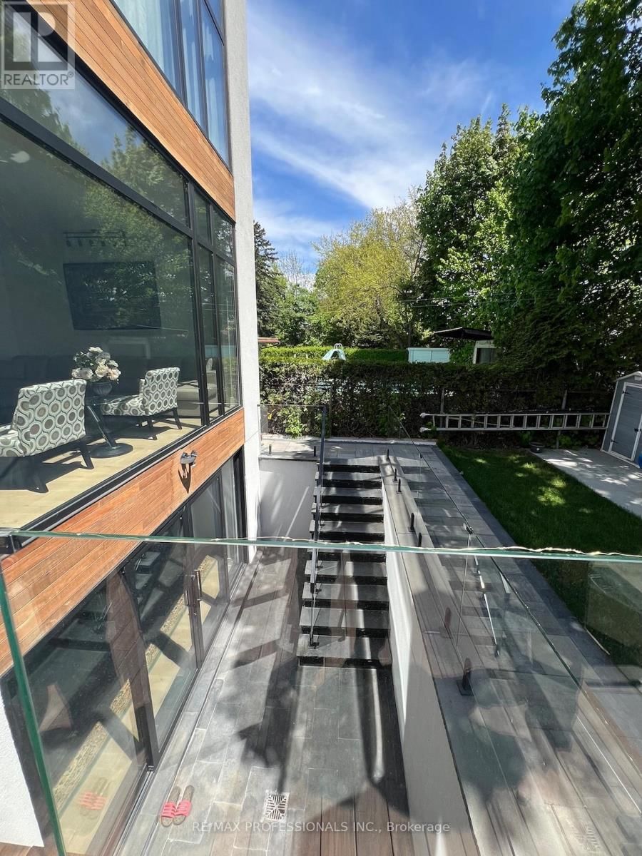 2206 UTLEY ROAD Image 22