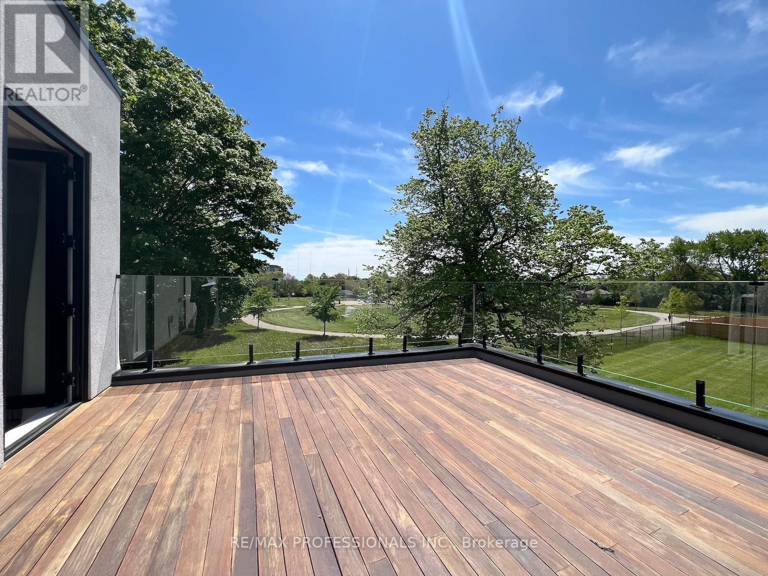 2206 UTLEY ROAD Image 28