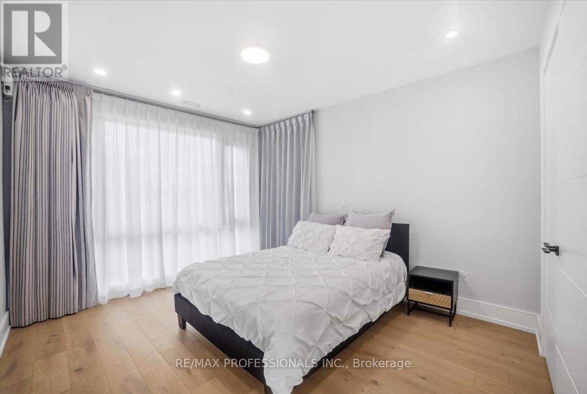 2206 UTLEY ROAD Image 35