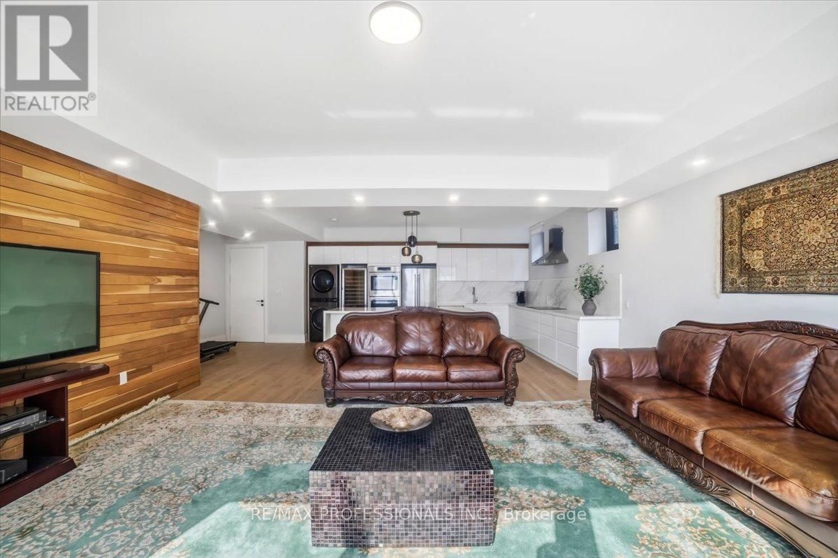 2206 UTLEY ROAD Image 39