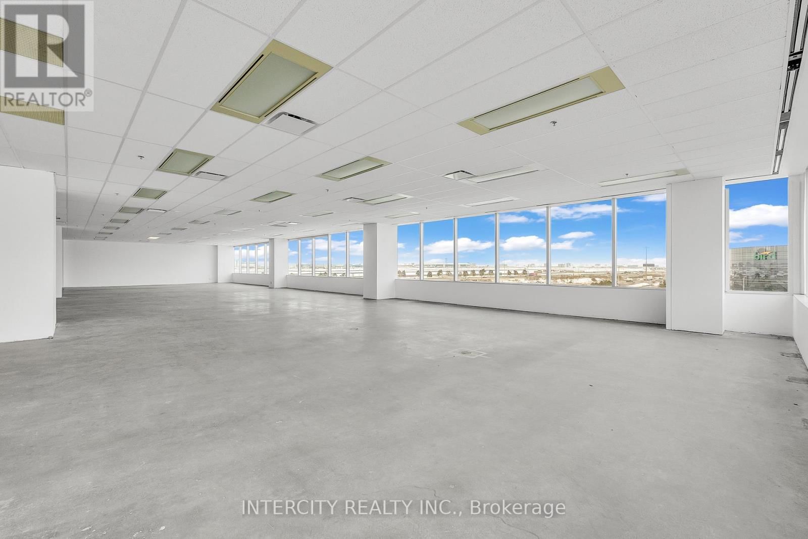 202 - 5750 EXPLORER DRIVE Image 41