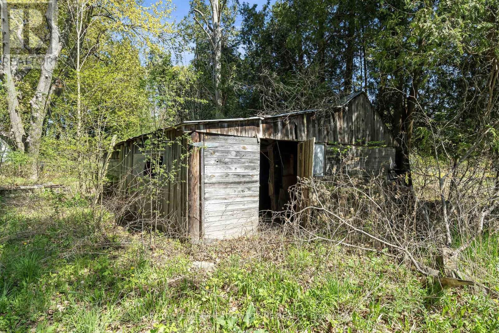 9414 FIRST LINE NASSAGAWEYA Image 30