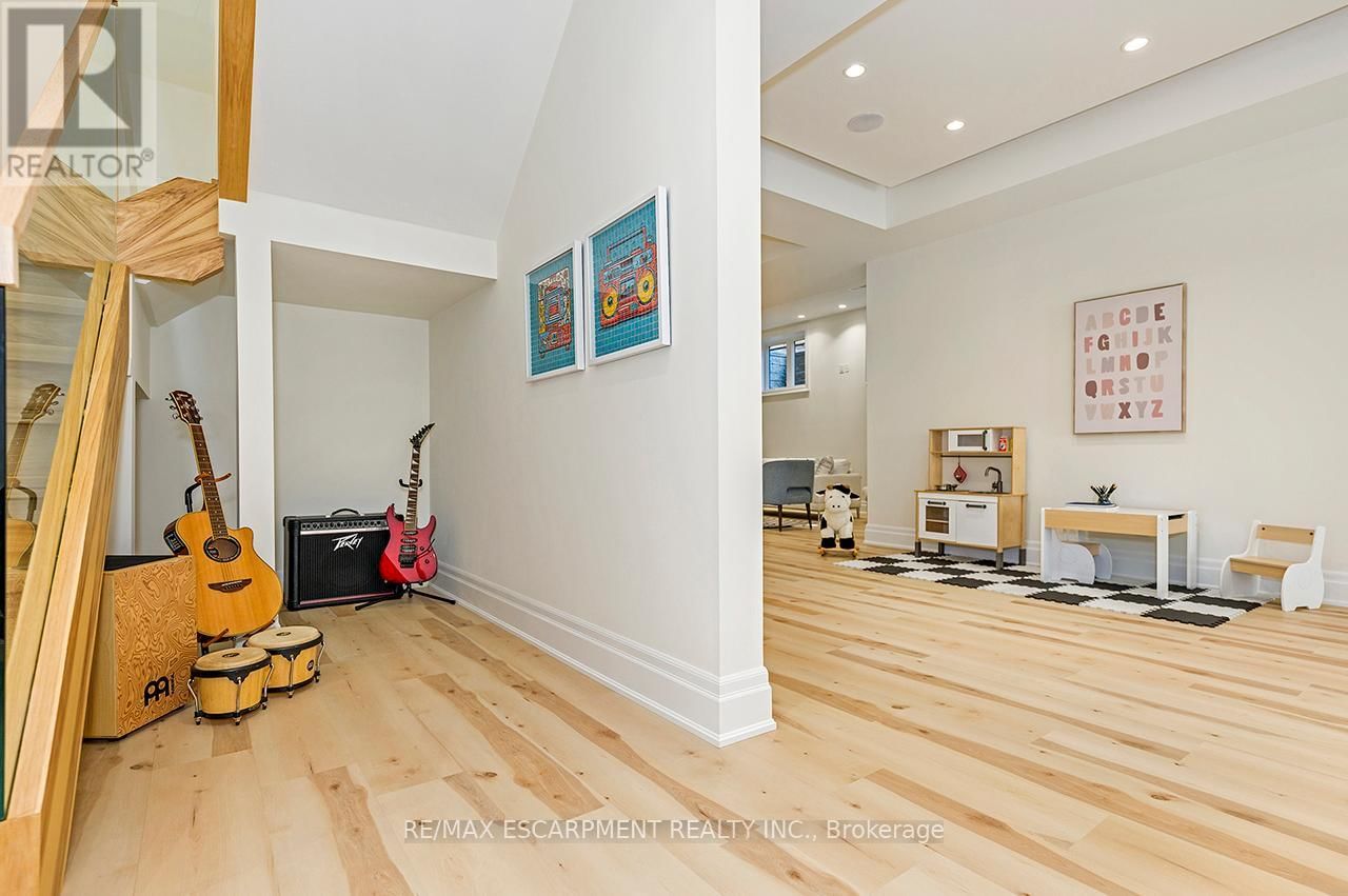 1618 DOGWOOD TRAIL Image 38