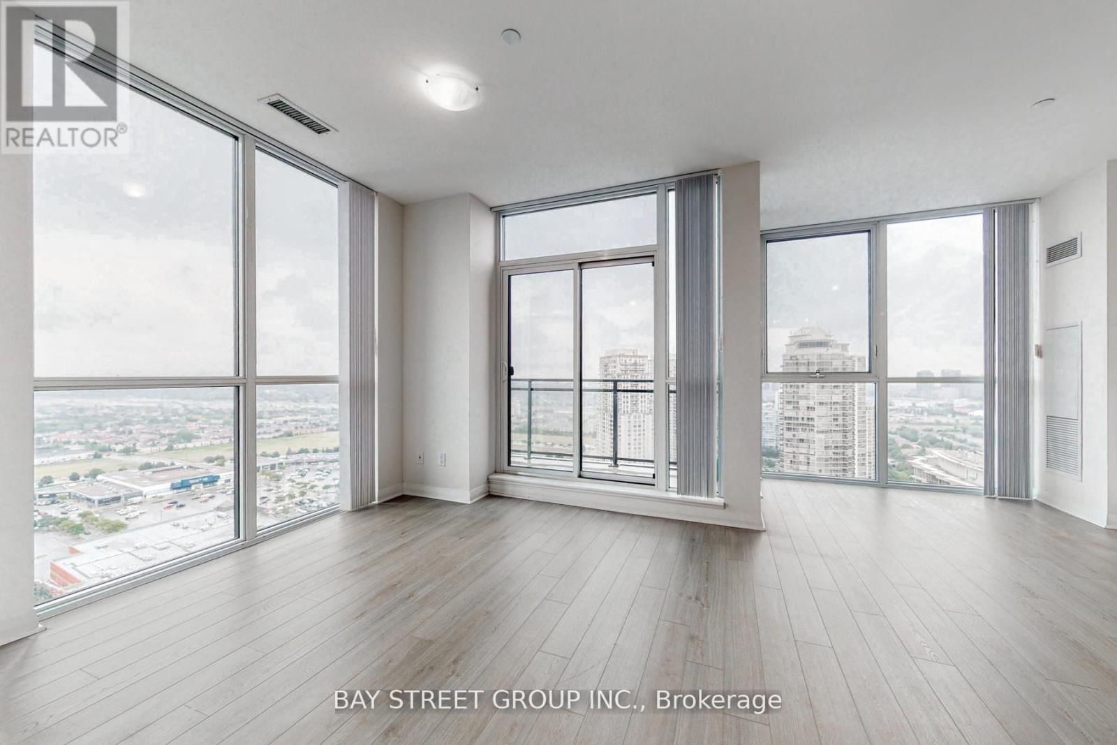 2801 - 75 EGLINTON AVENUE WEST Image 10