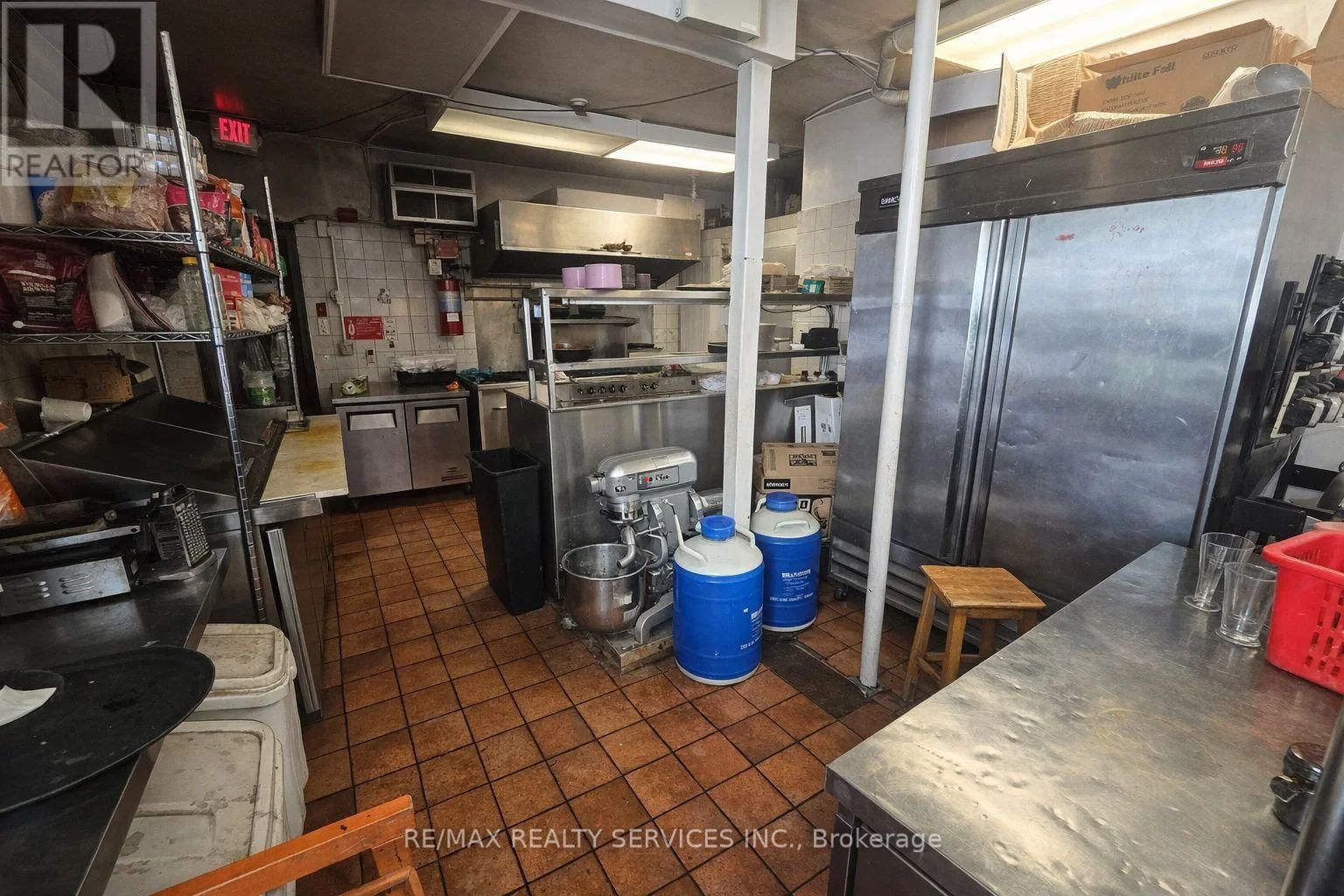 369 KEELE STREET Image 4