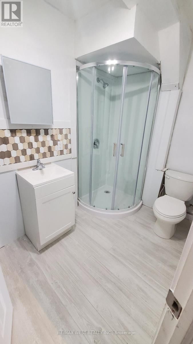 Main - 135 ELLINS AVENUE Image 5