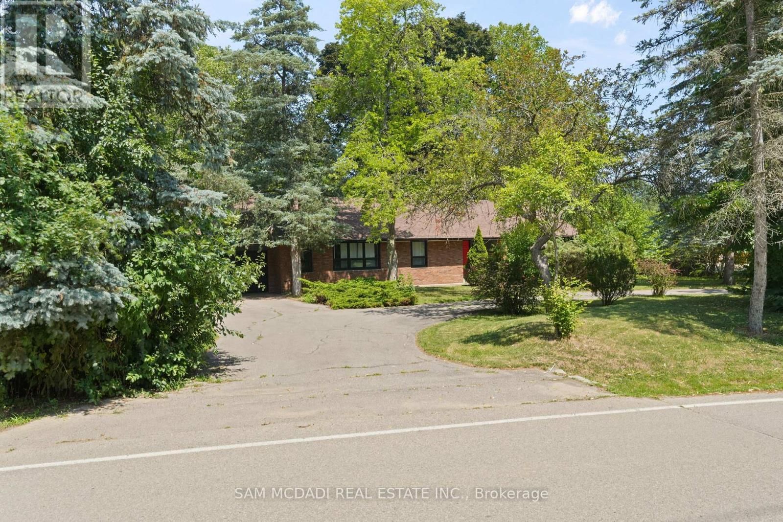 415 COUNTRY CLUB CRESCENT Image 10