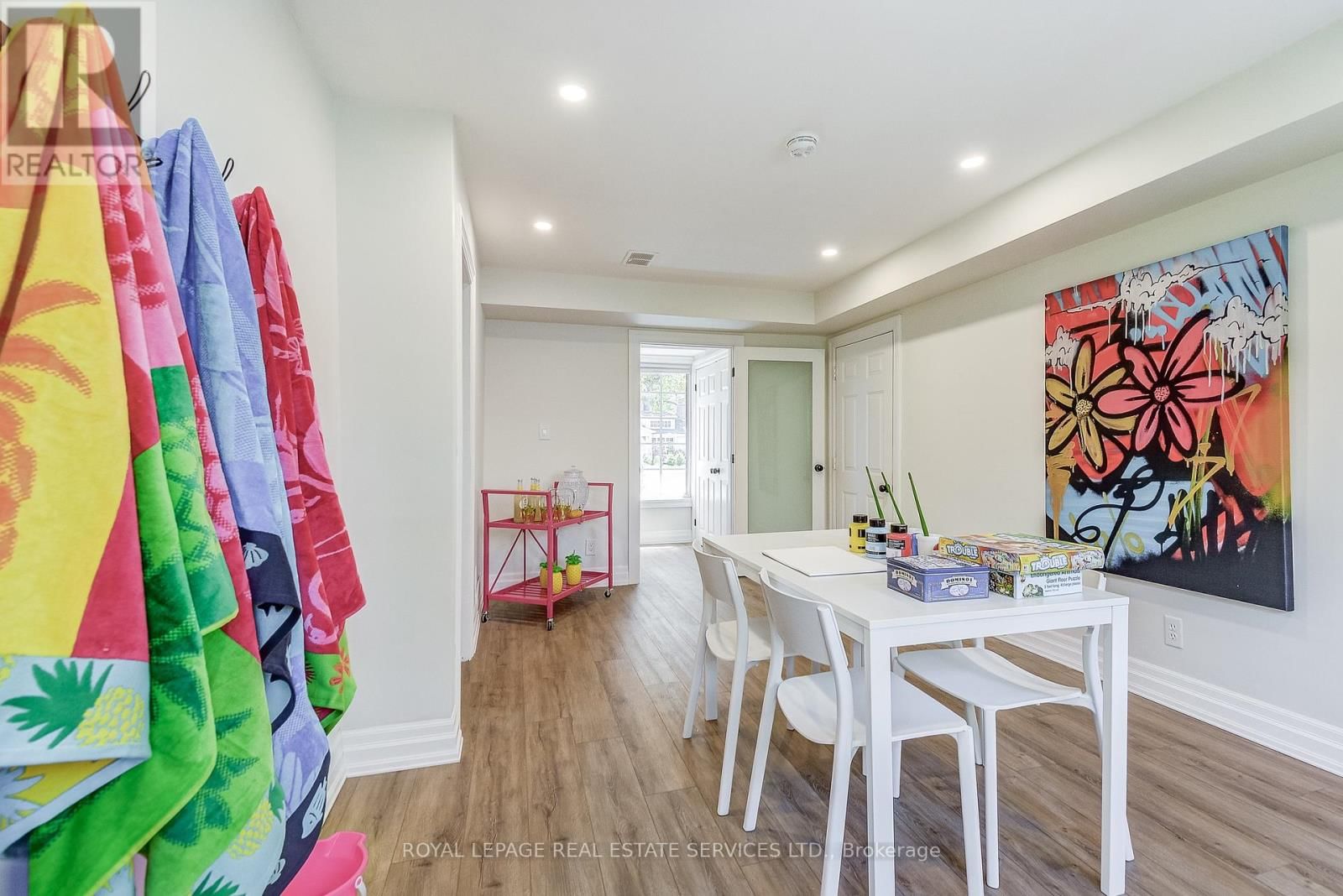 351 STRATHCONA DRIVE Image 34