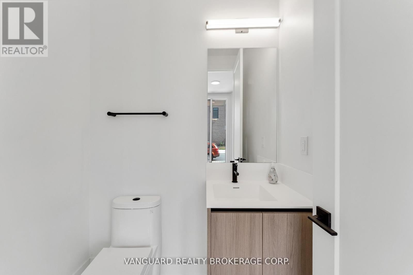 21 - 15 LOU PARSONS WAY Image 15