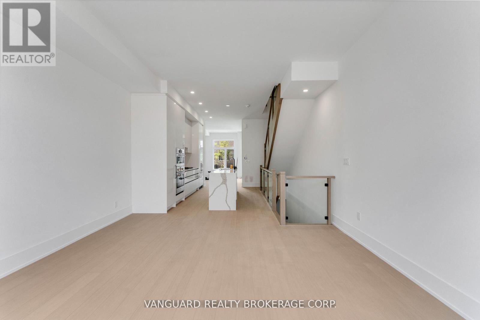 21 - 15 LOU PARSONS WAY Image 20