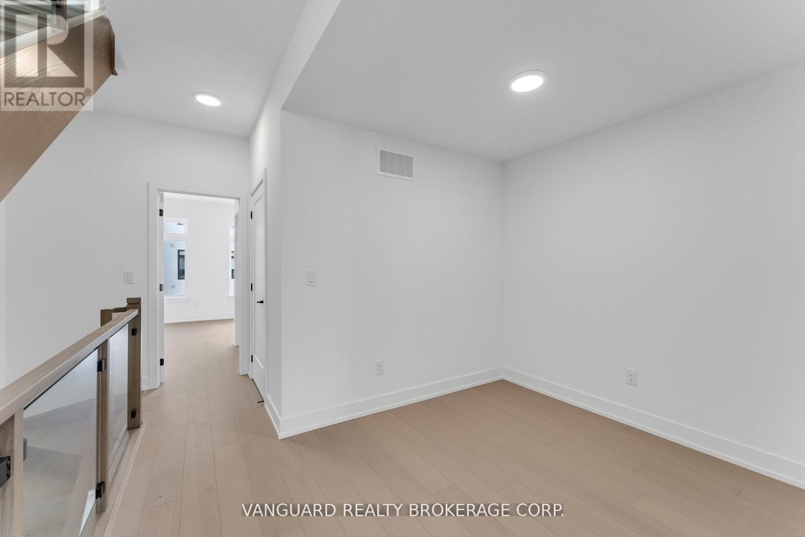 21 - 15 LOU PARSONS WAY Image 24