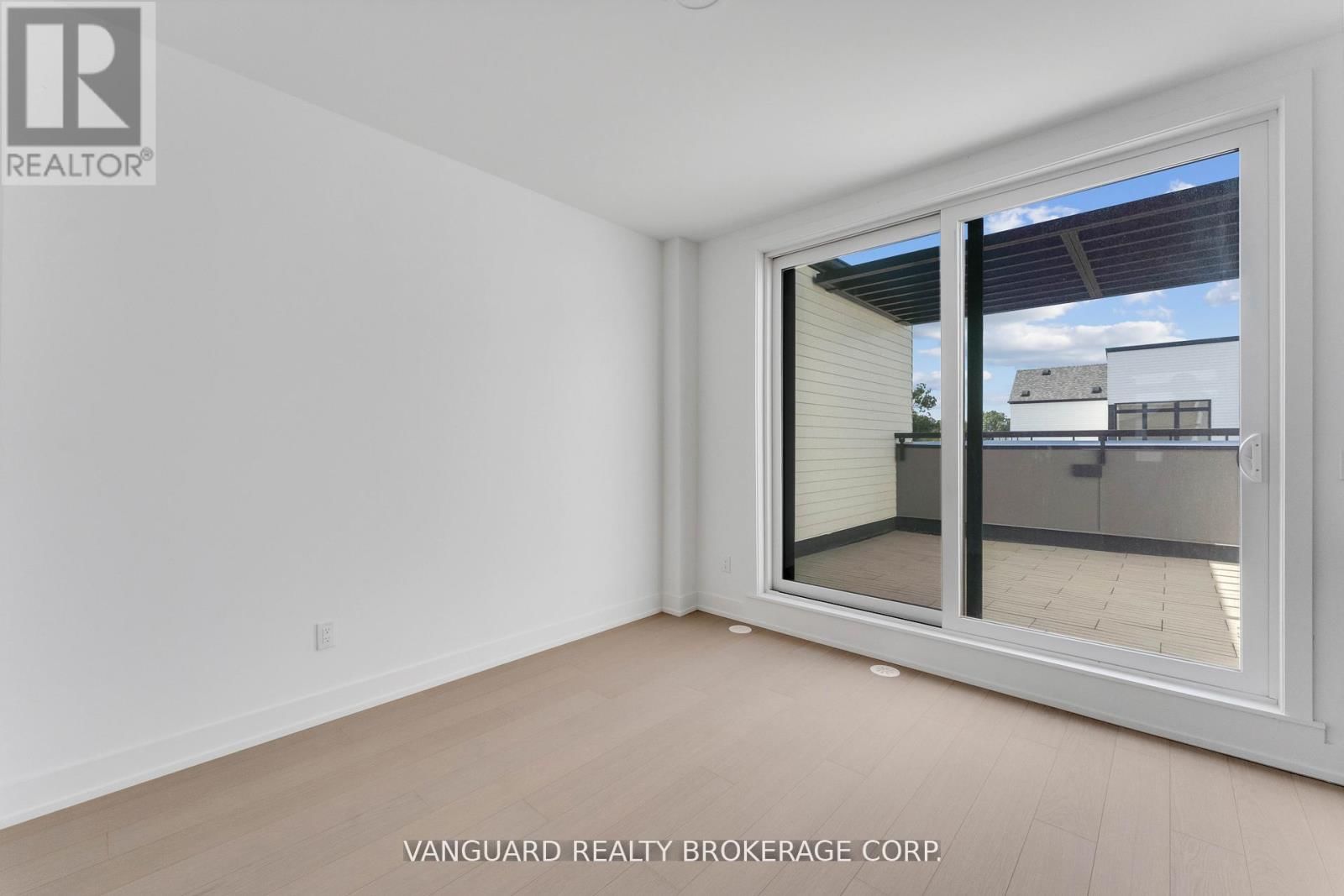 21 - 15 LOU PARSONS WAY Image 31